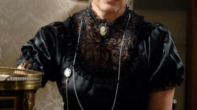 Lola Casamayor es Doña Leonor