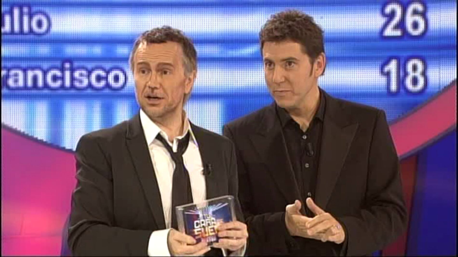 Santiago Segura, todo un seductor imitando a Eros Ramazzotti
