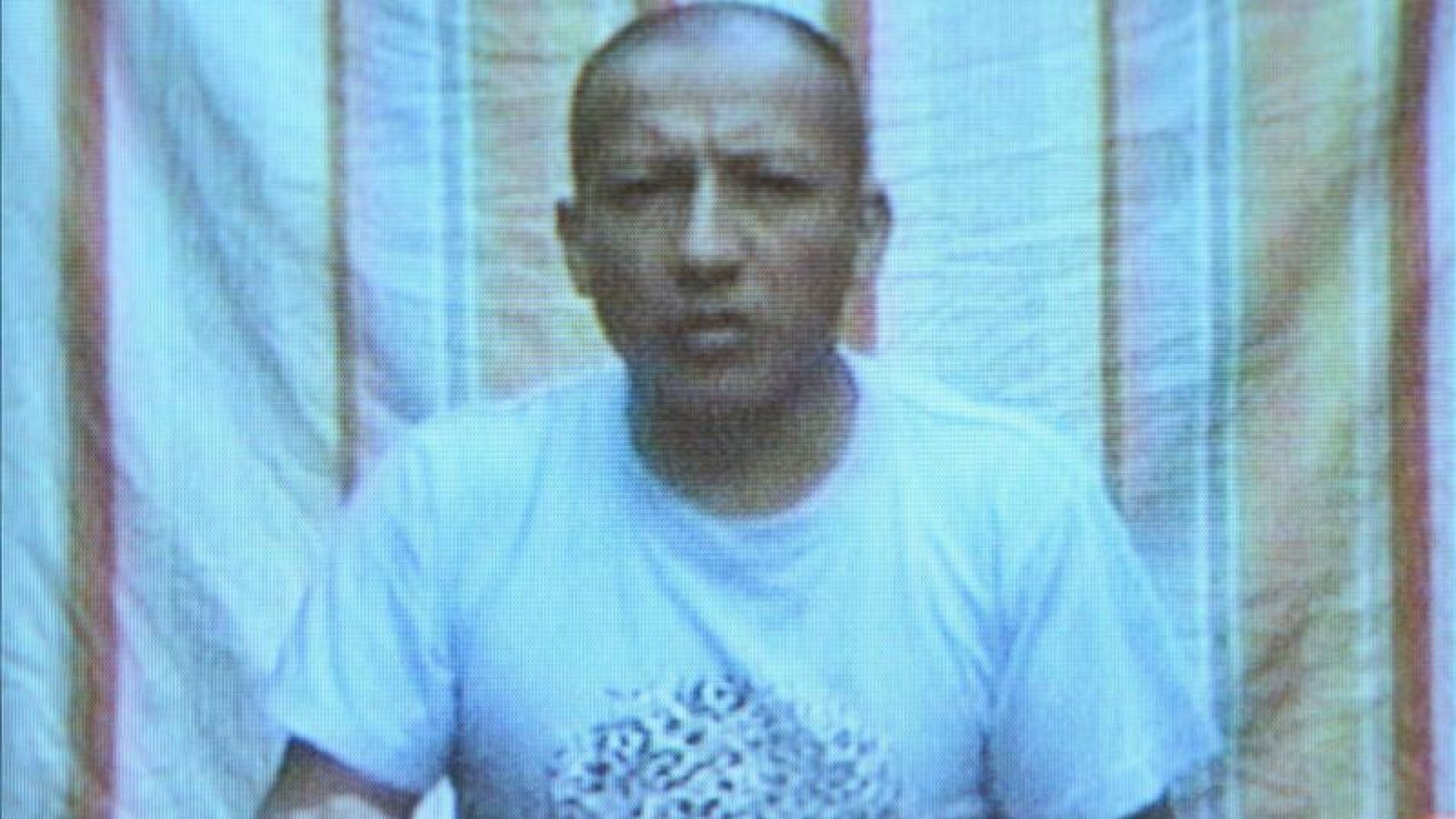 Imagen utilizada como prueba de vida del sargento Libio Jos&eacute; Mart&iacute;nez fusilado por las FARC.