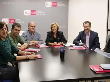 Reunión de Rosa Díez con los cuatro diputados logrados en las elecciones Reunión de Rosa Díez con los cuatro diputados logrados en las elecciones