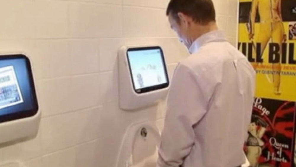 Urinarios con videojuegos en Londres