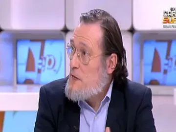 Entrevista a Santiago Niño Becerra Entrevista a Santiago Niño Becerra