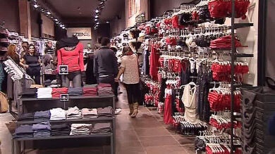 El 30% de los trabajadores contratados para Navidad consiguen un puesto estable al finalizar su contrato temporal