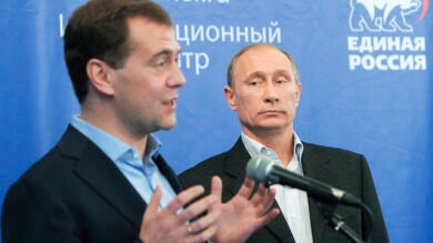 El partido de Putin pierde 77 escaños en la Duma