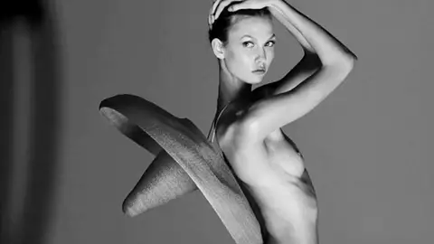 La modelo Karlie Kloss La modelo Karlie Kloss