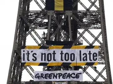 Activistas de Greenpeace entran en varias instalaciones nucleares francesas Activistas de Greenpeace entran en varias instalaciones nucleares francesas