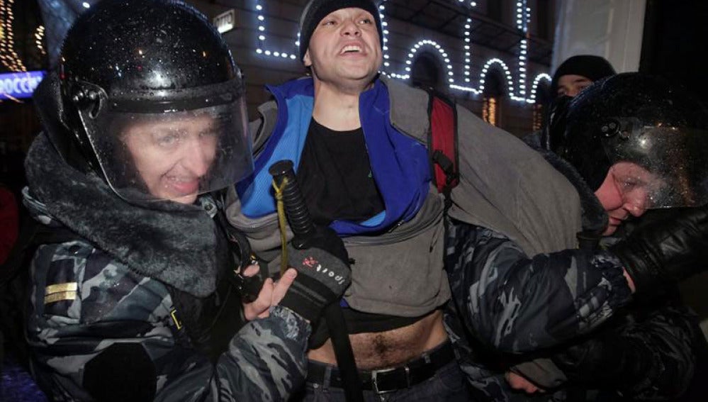 Detenido por protestar contra Putin