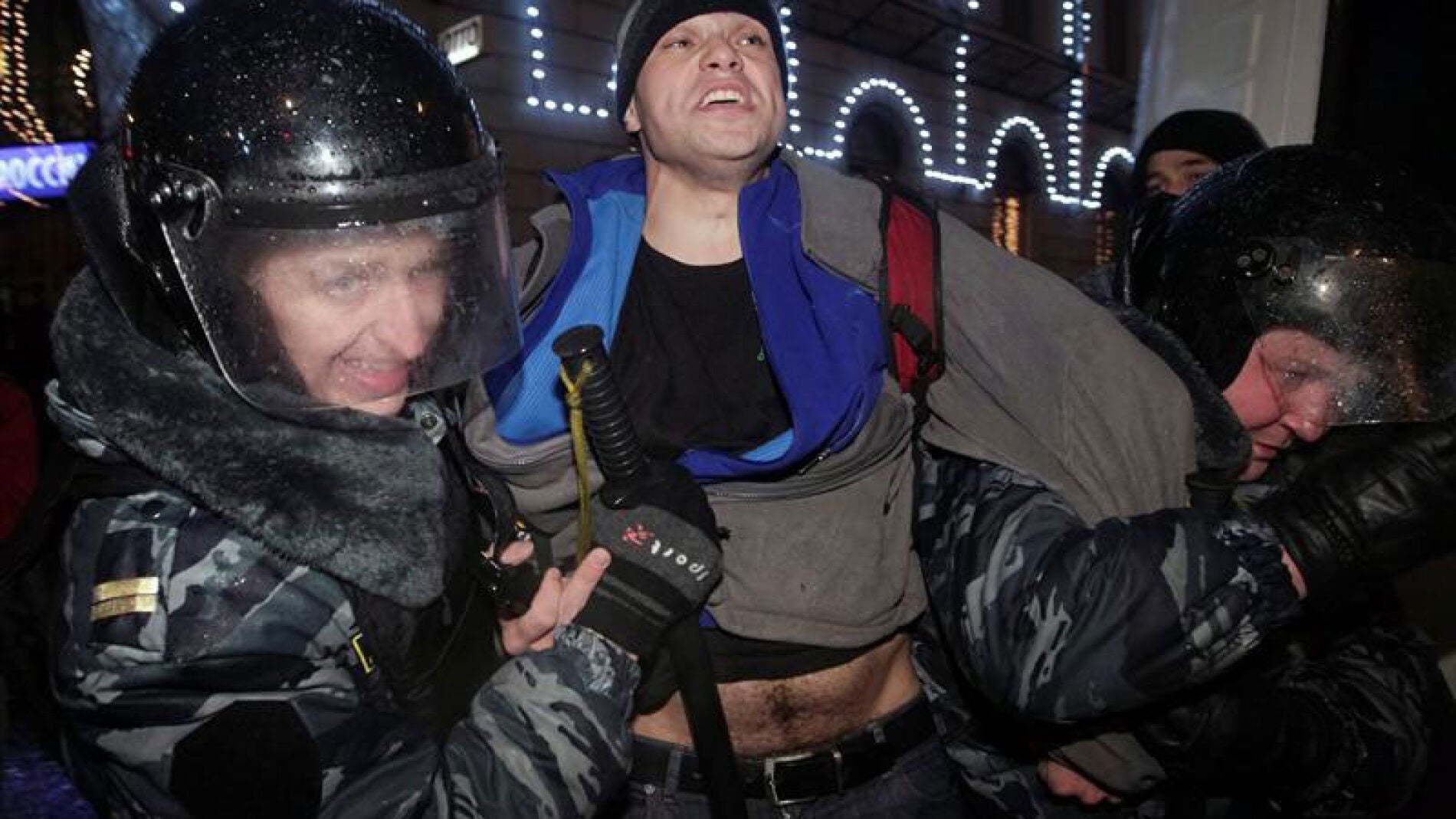 Detenido por protestar contra Putin