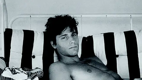 Antonio Vega en una imagen de archivo. Antonio Vega en una imagen de archivo.