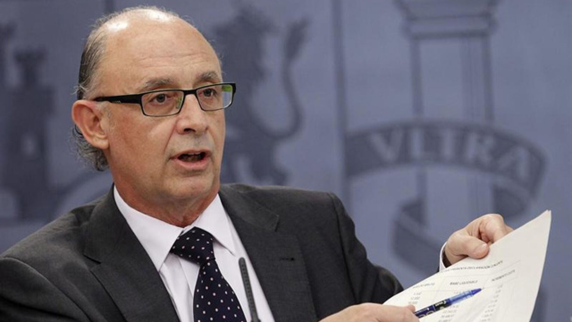 Crist&oacute;bal Montoro, ministro de Hacienda