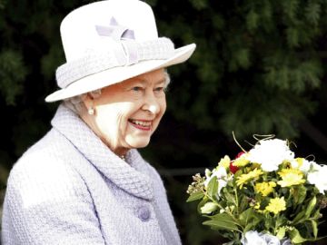 Reina Isabel II Reina Isabel II