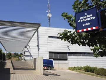 Comisaría de los Mossos d'Esquadra Comisaría de los Mossos d'Esquadra