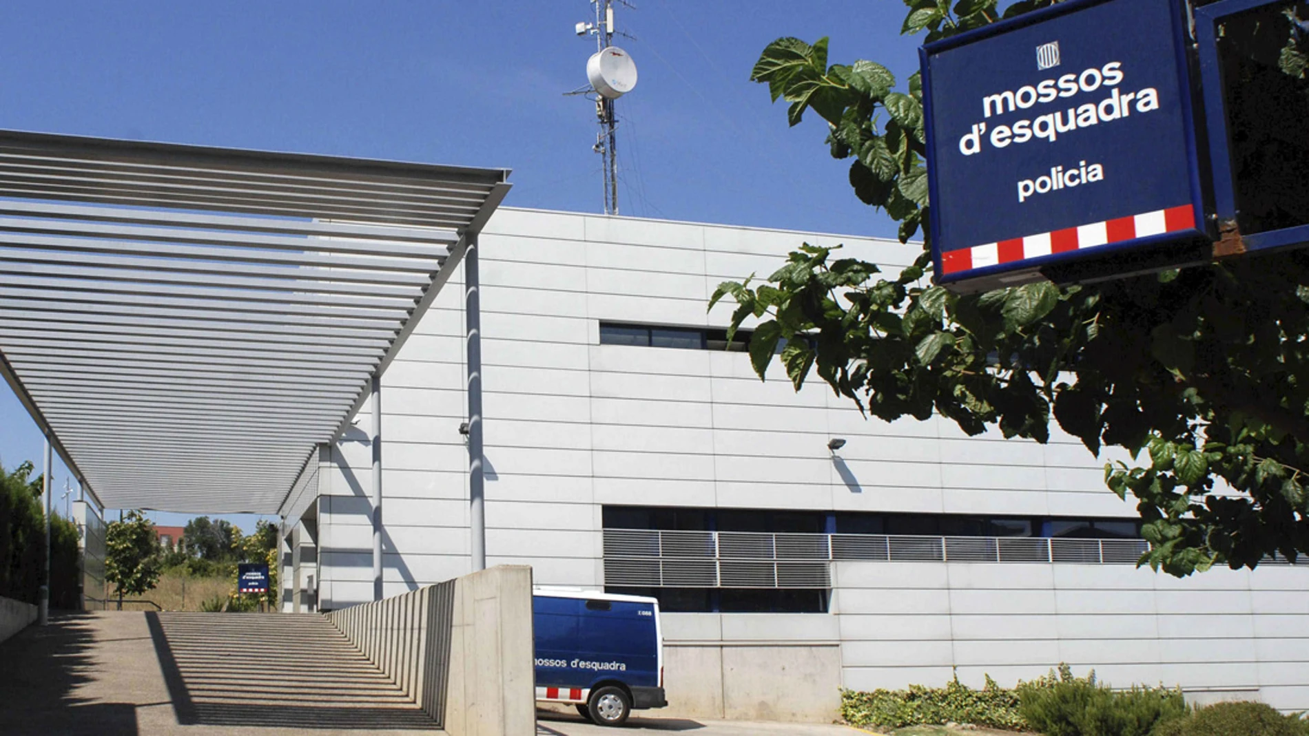 Comisaría de los Mossos d'Esquadra Comisaría de los Mossos d'Esquadra