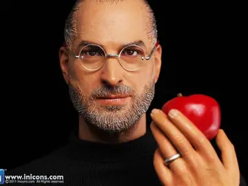 Steve Jobs se convierte en un juguete Steve Jobs se convierte en un juguete