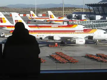Aviones de Iberia en el aeropuerto de Barajas Aviones de Iberia en el aeropuerto de Barajas