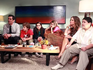 Phil, Luke, Alex, Haley, Gloria y Manny Phil, Luke, Alex, Haley, Gloria y Manny