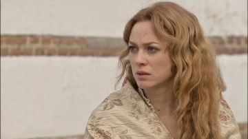 Sara, ante la tumba de Miguel, promete vengarse de Leonor