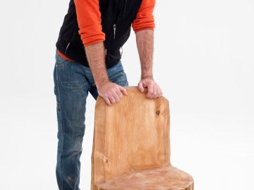 Kristian Pielhoff construye una silla