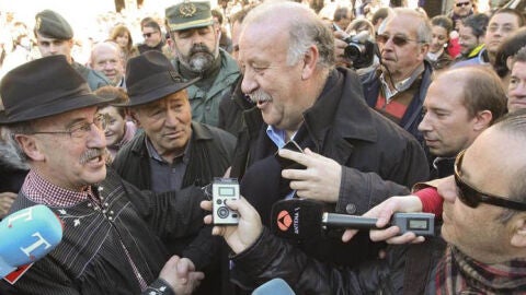 Vicente Del Bosque, en la rifa del marrano de Alberca