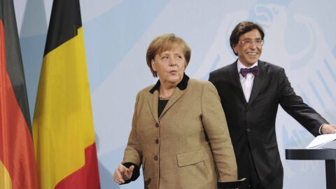 Angela Merkel y el primer ministro belga, Elio Di Rupo