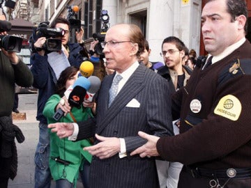 Ruiz-Mateos dice que "le cuesta pagar impuestos"