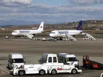Aviones de Spanair en el aeropuerto