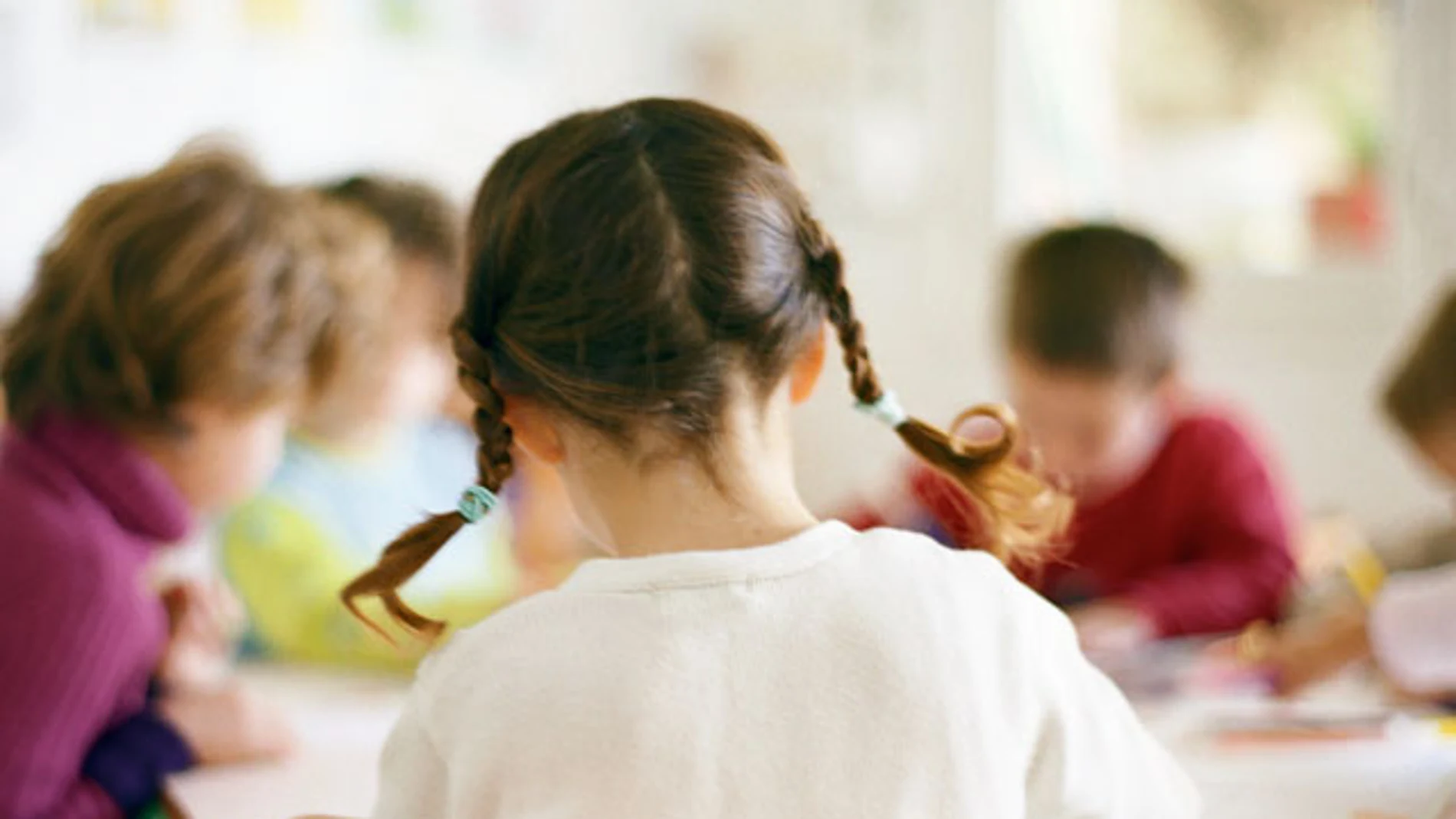 Niños en un colegio Niños en un colegio