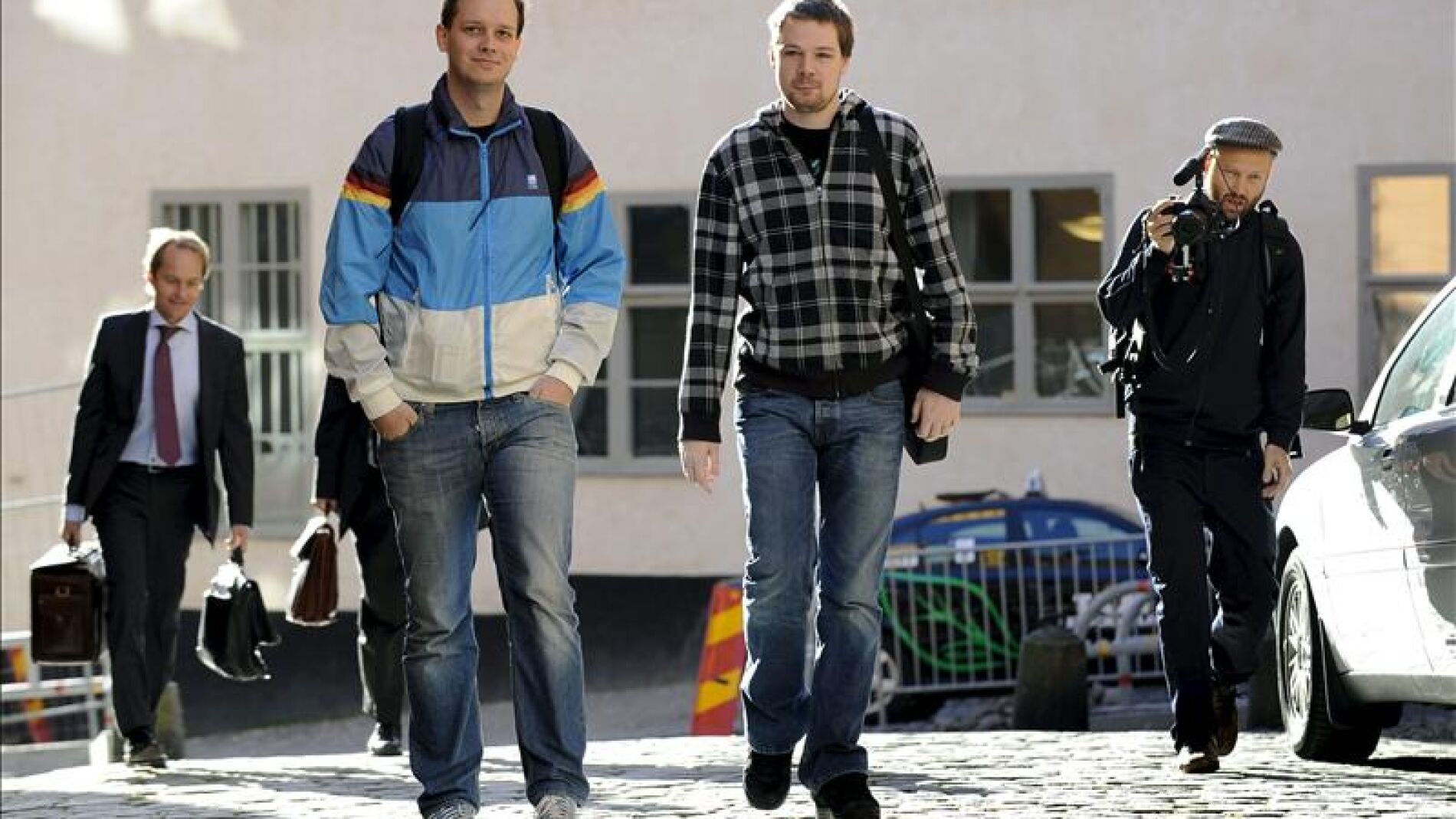 Dos de los condenados a su salida del Supremo