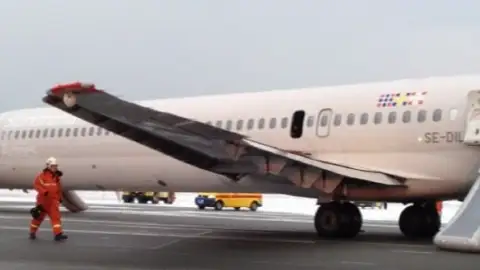 El avión de Mette-Marit que tuvo que realizar un aterrizaje forzoso El avión de Mette-Marit que tuvo que realizar un aterrizaje forzoso