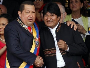 Chávez conmemora su intento de golpe con gobernantes de los países de la ALBA