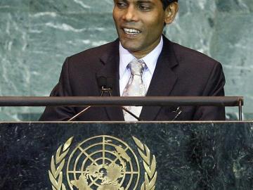 Mohamed Nasheed anuncia su dimisión