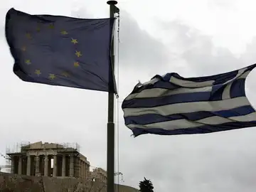 Banderas de Grecia y la UE Banderas de Grecia y la UE