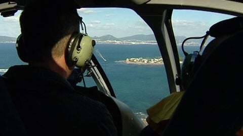 Viaje por la costa gallega en helic&oacute;ptero