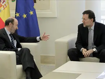 Rajoy y Rubalcaba fijan el plazo para renovar el TC y RTVE en junio Rajoy y Rubalcaba fijan el plazo para renovar el TC y RTVE en junio