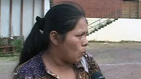 Familiar de una de las víctimas de la prisión de Comayagua Familiar de una de las víctimas de la prisión de Comayagua