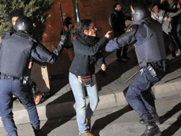 Carga policial en Valencia