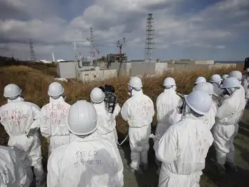 Varios periodistas visitan la central nuclear Varios periodistas visitan la central nuclear