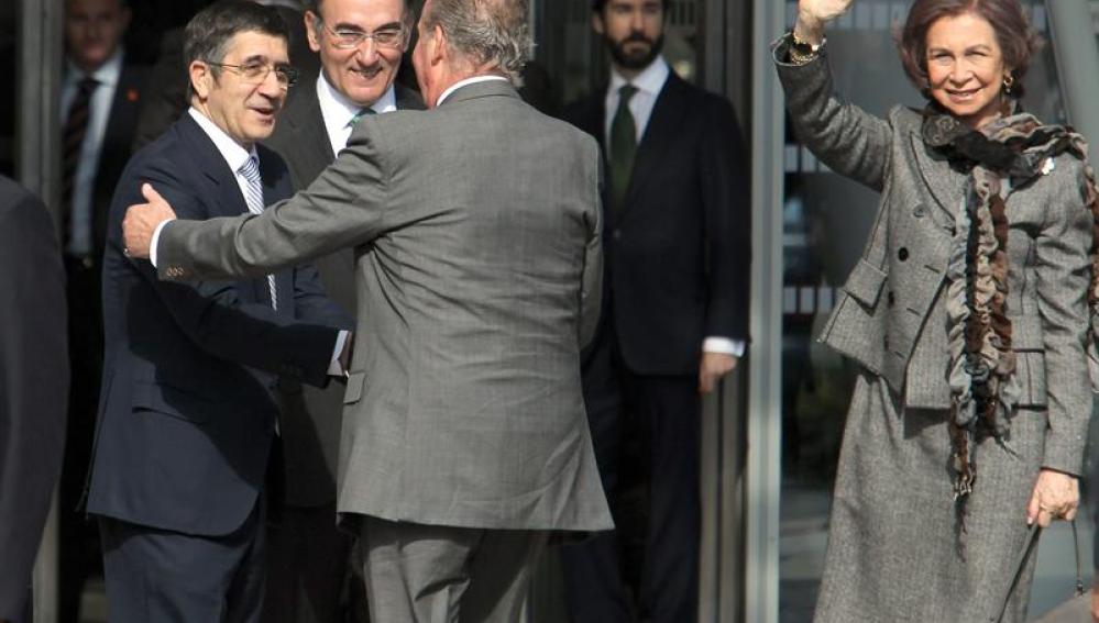 Los Reyes en la inauguración de la Torre Iberdrola