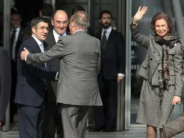 Los Reyes en la inauguración de la Torre Iberdrola Los Reyes en la inauguración de la Torre Iberdrola