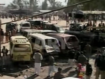 Atentado en una estación de autobuses de Pakistán