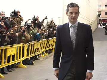 Iñaki Urdangarin acude por primera vez al juzgado Iñaki Urdangarin acude por primera vez al juzgado