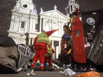 Limpieza del campamento de Londres