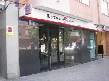 Una sucursal de IberCaja Una sucursal de IberCaja