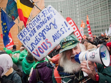 Protesta en Bruselas contra los recortes