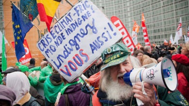 Europa protesta contra el plan de austeridad de Bruselas