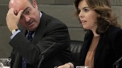 Soraya Sáenz de Santamaría y Luis de Guindos Soraya Sáenz de Santamaría y Luis de Guindos