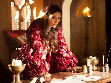 Violante descubre algo terrible... Violante descubre algo terrible...