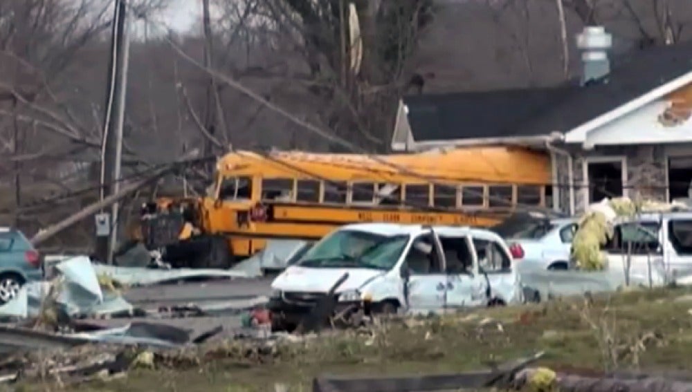 Los destrozos de la oleada de tornados en Estados Unidos