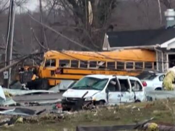 Los destrozos de la oleada de tornados en Estados Unidos