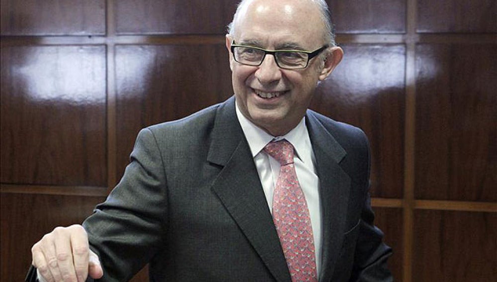 Cristóbal Montoro, ministro de Hacienda